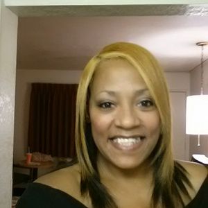 Meet your Posher, Angelique